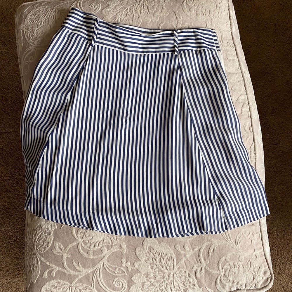 LOFT skirt